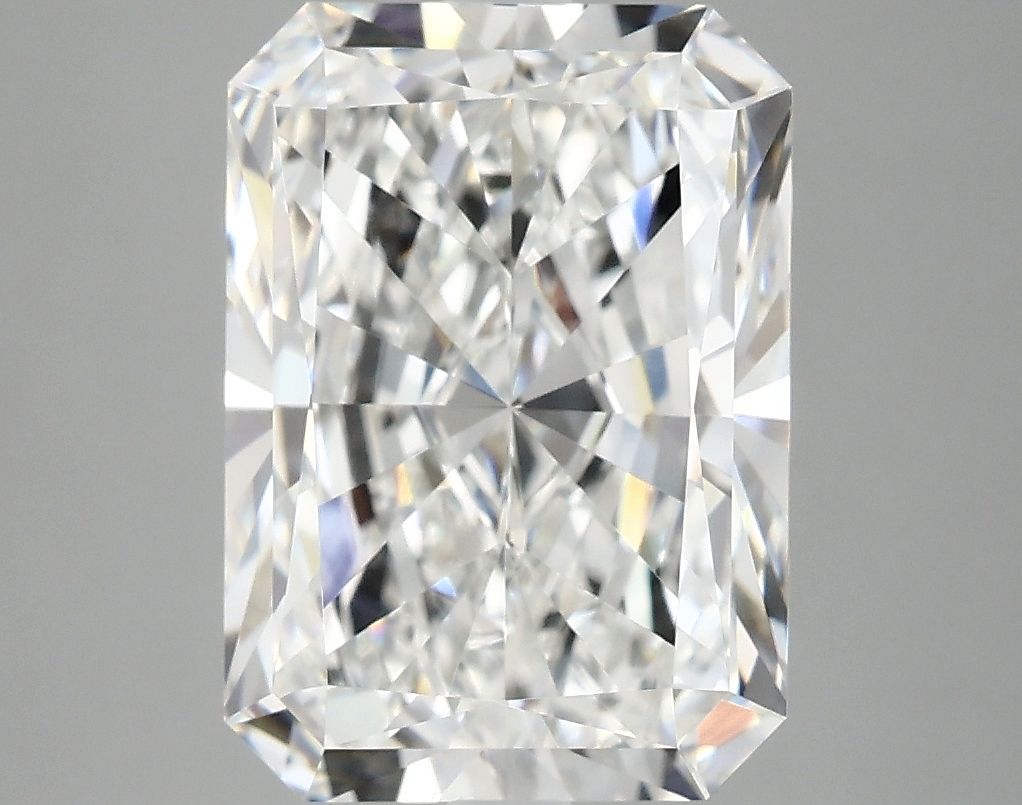 4.85 ct. radiant Lab Grown Diamond front image