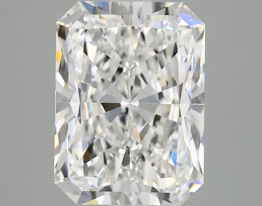 3.09 ct. radiant Lab Grown Diamond front image