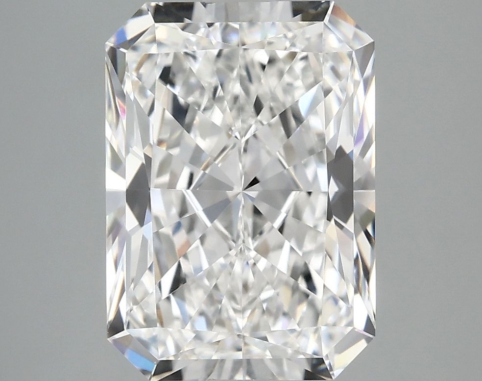 4.15 ct. radiant Lab Grown Diamond front image