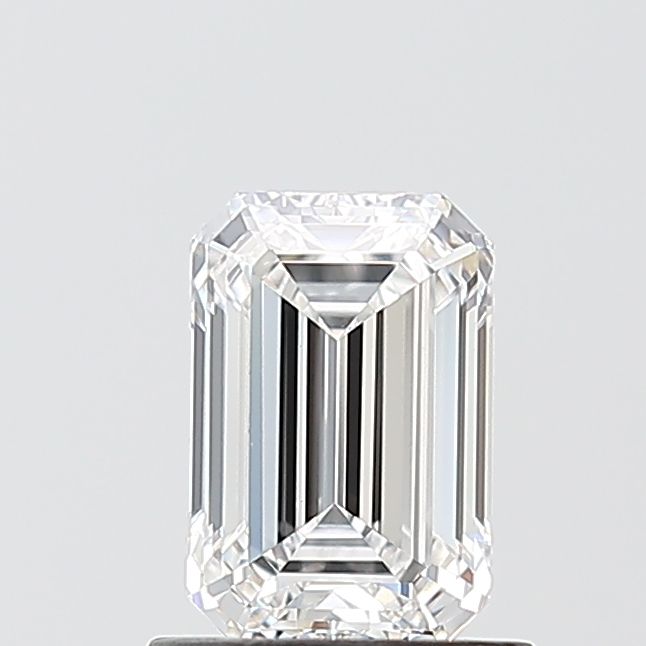1 ct lab-grown Emerald Diamond