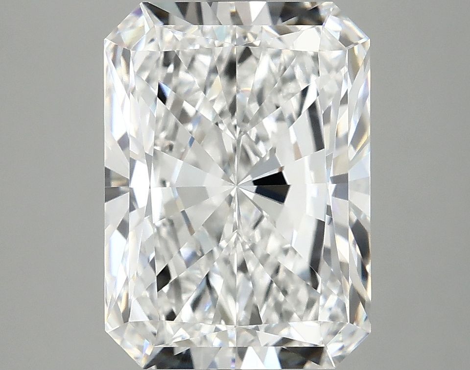 4.05 ct. radiant Lab Grown Diamond front image