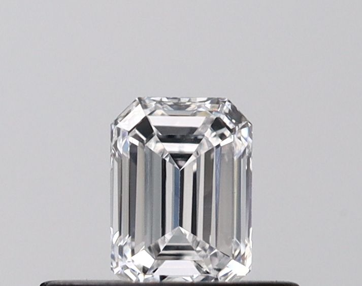 0.3 ct Emerald lab_grown_diamond