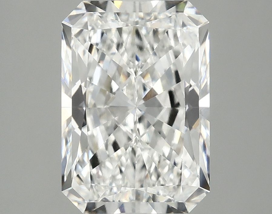 3.04 ct. radiant Lab Grown Diamond front image