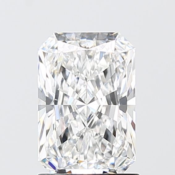 1.53 ct lab-grown Radiant Diamond