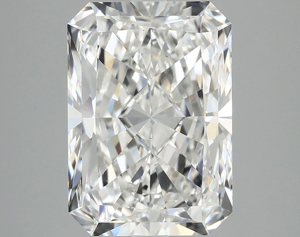 4.87 ct. radiant Lab Grown Diamond front image