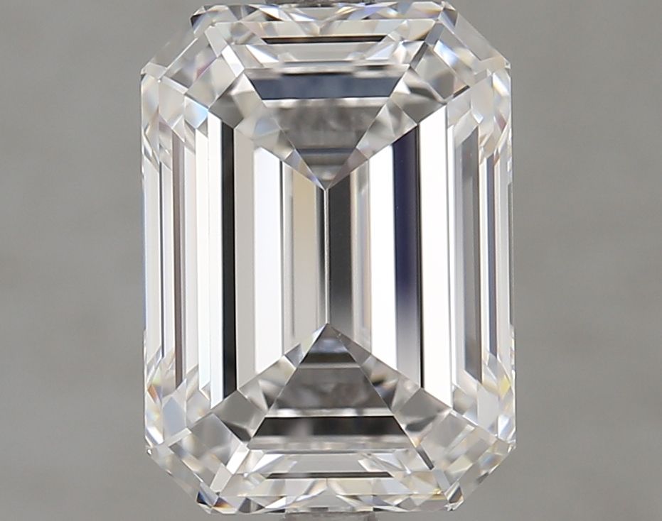 3.12 ct. emerald Lab Grown Diamond front image