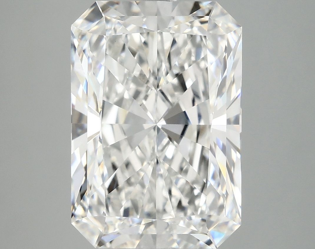 4.86 ct. radiant Lab Grown Diamond front image
