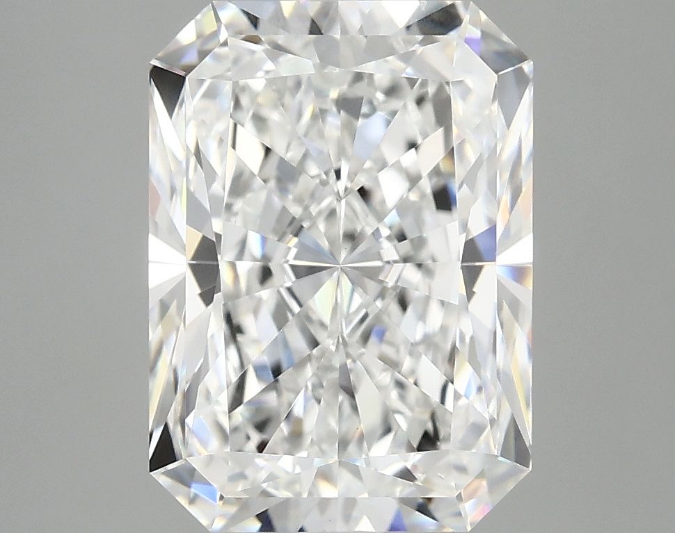 3.91 ct. radiant Lab Grown Diamond front image