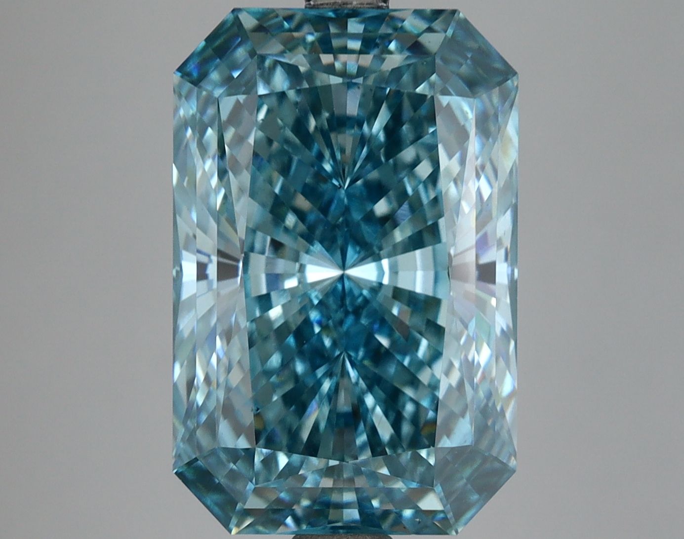 7.75 ct. radiant Lab Grown Diamond front image