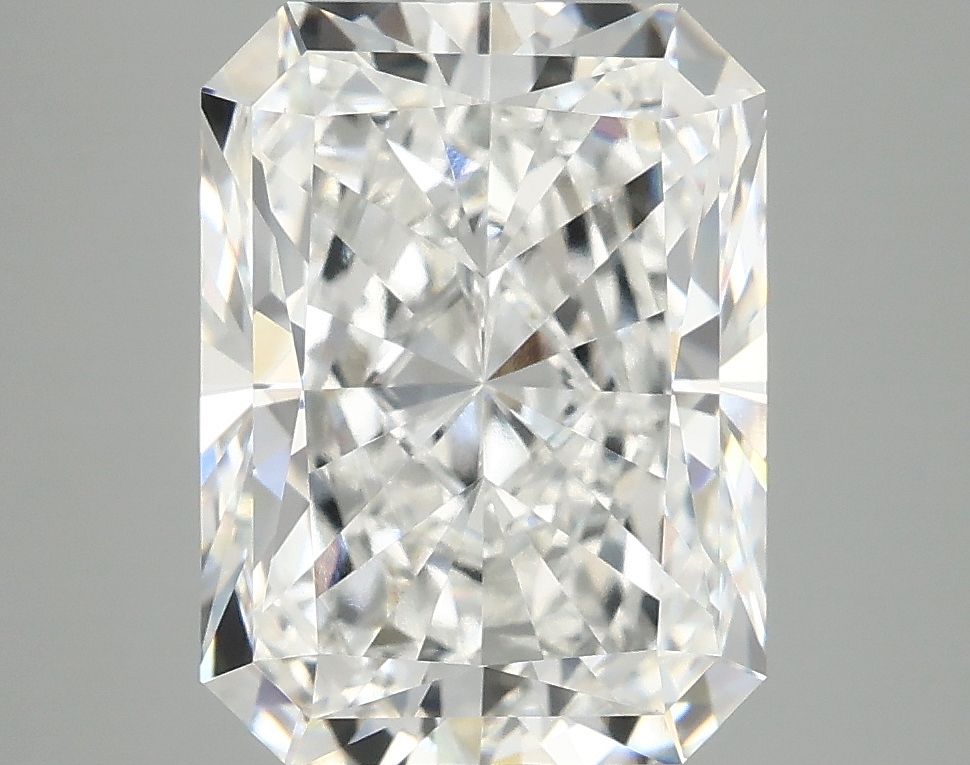4.84 ct. radiant Lab Grown Diamond front image