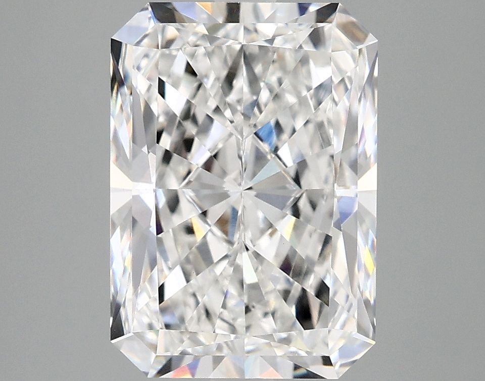 3.88 ct. radiant Lab Grown Diamond front image