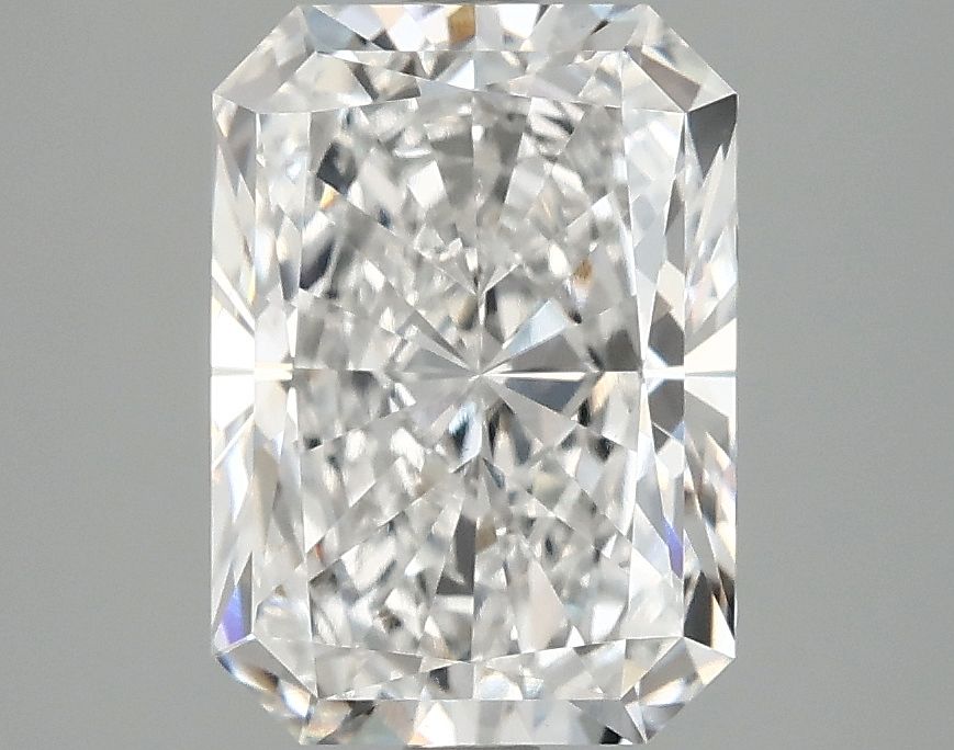 3.08 ct. radiant Lab Grown Diamond front image