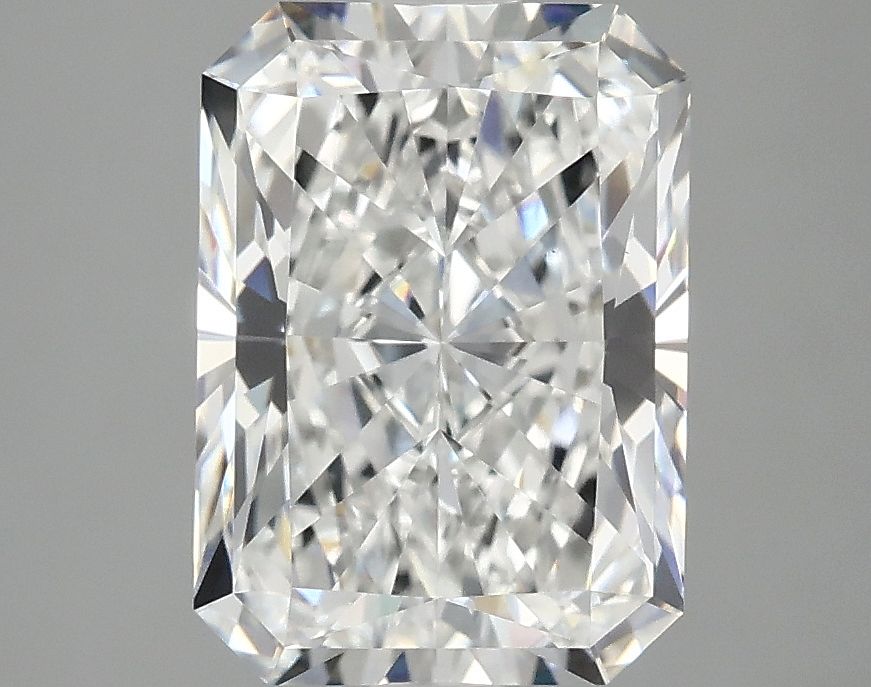 3.08 ct. radiant Lab Grown Diamond front image