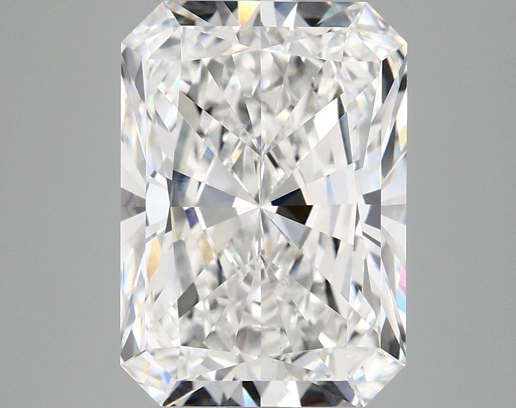 4.99 ct. radiant Lab Grown Diamond front image