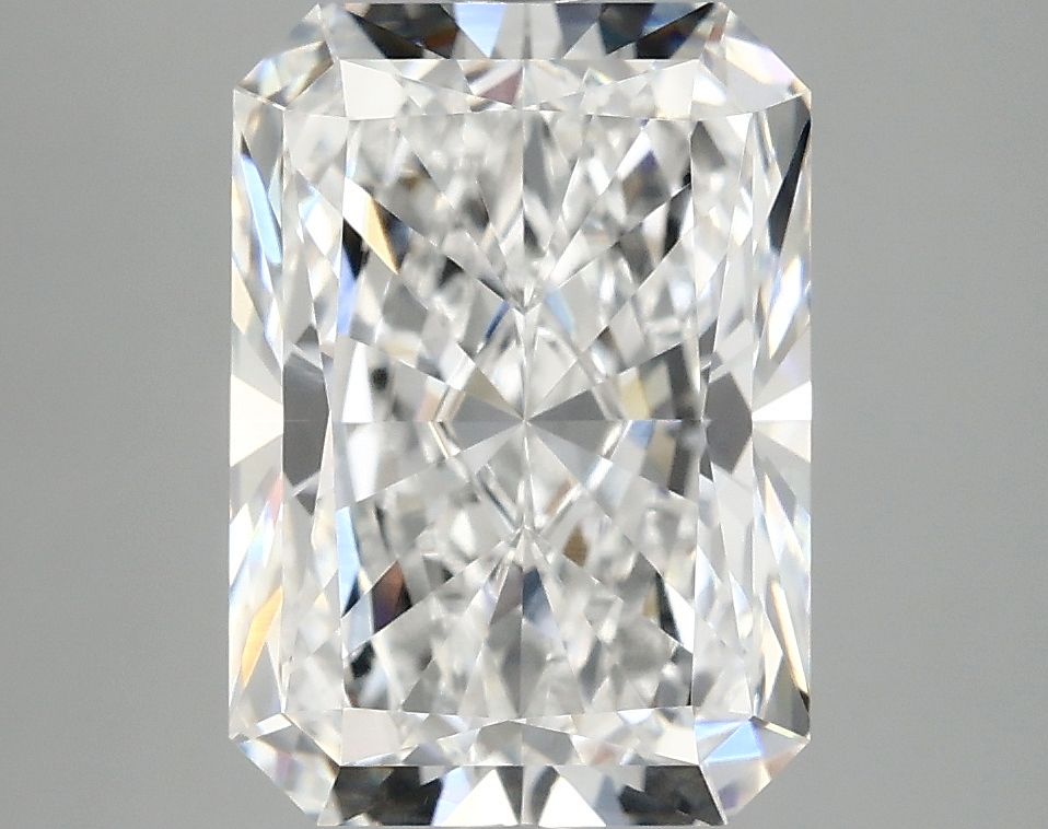 4.19 ct. radiant Lab Grown Diamond front image