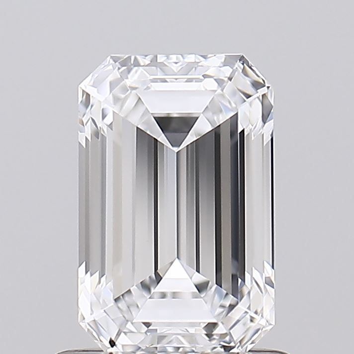 1.00 ct. emerald Lab Grown Diamond front image
