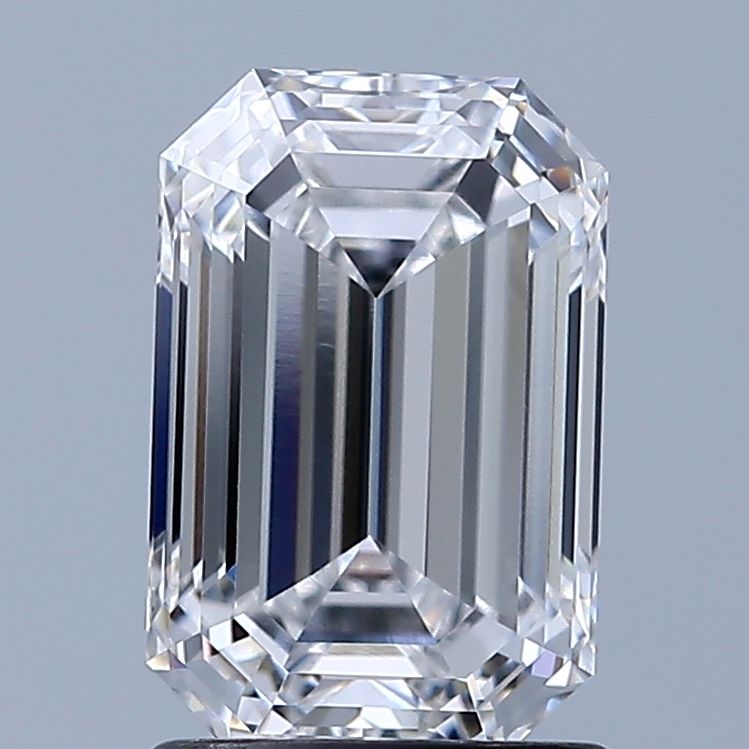 1.60 ct. emerald Lab Grown Diamond front image