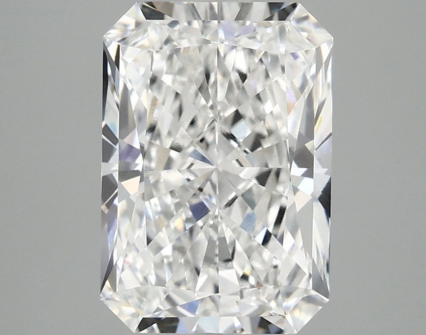 2.92 ct. radiant Lab Grown Diamond front image