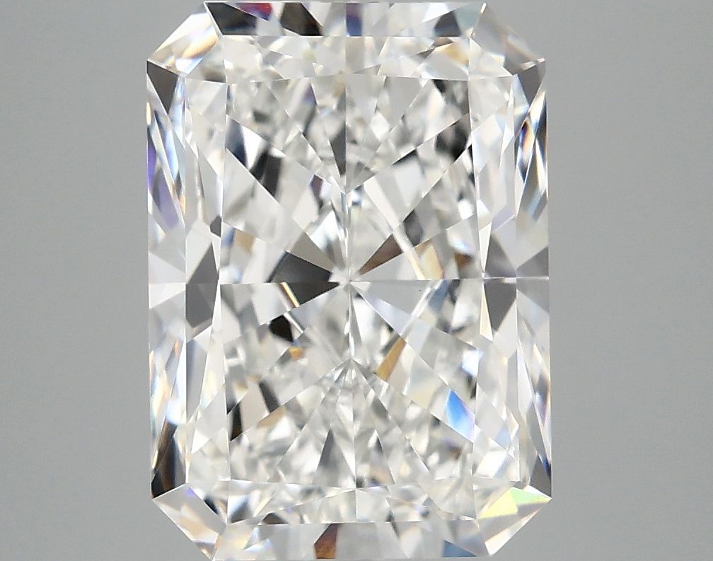 4.94 ct. radiant Lab Grown Diamond front image