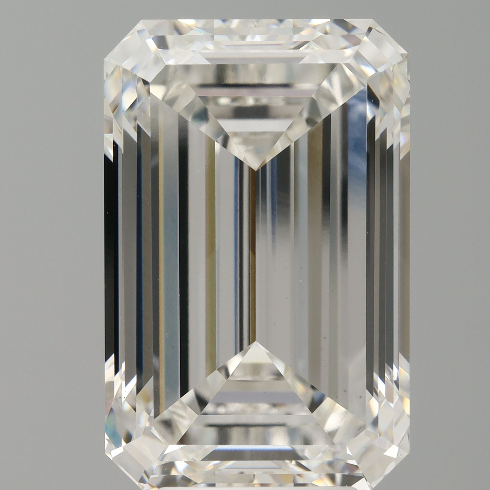 7.50 ct. emerald Lab Grown Diamond front image