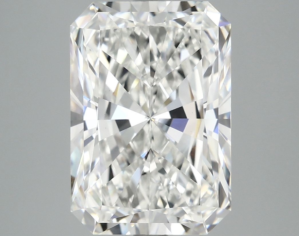 4.88 ct. radiant Lab Grown Diamond front image