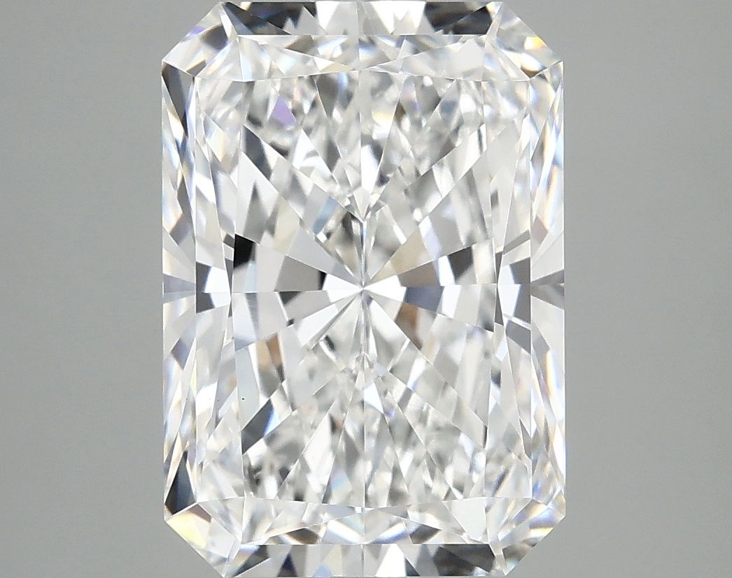 5.06 ct. radiant Lab Grown Diamond front image