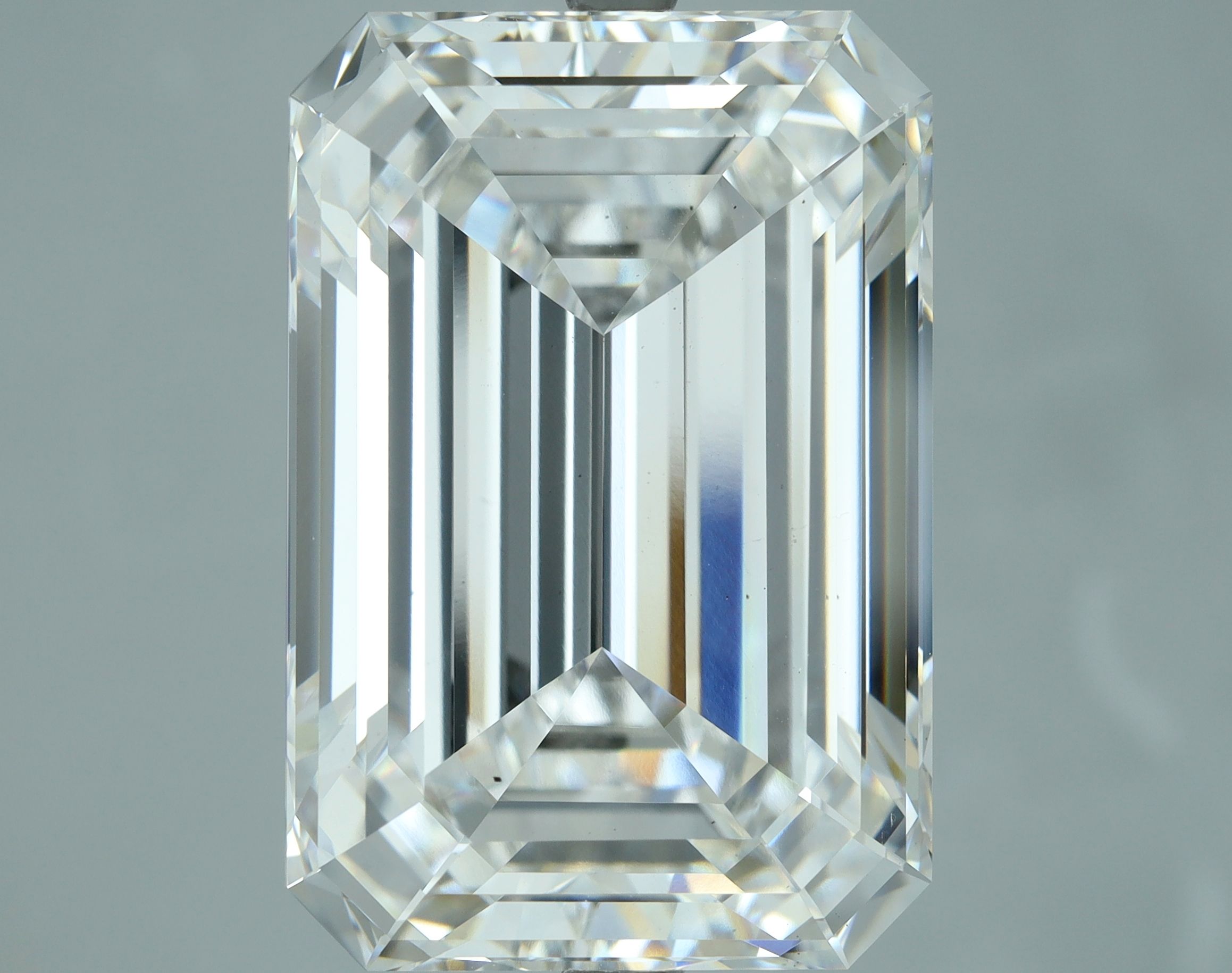 15.04 ct. emerald Lab Grown Diamond front image