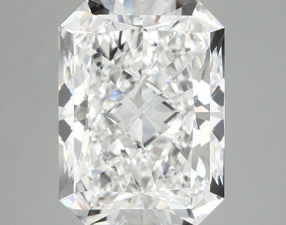 4.05 ct. radiant Lab Grown Diamond front image