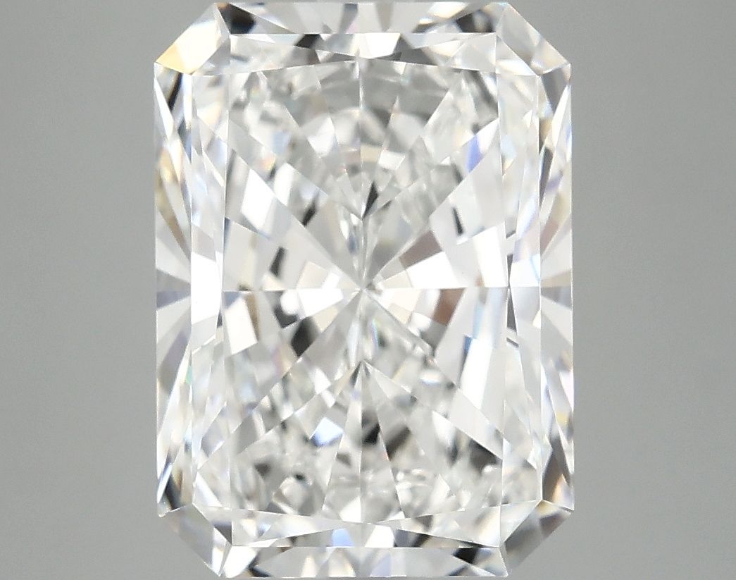 4.99 ct. radiant Lab Grown Diamond front image