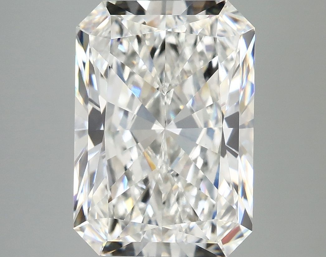 5.08 ct. radiant Lab Grown Diamond front image