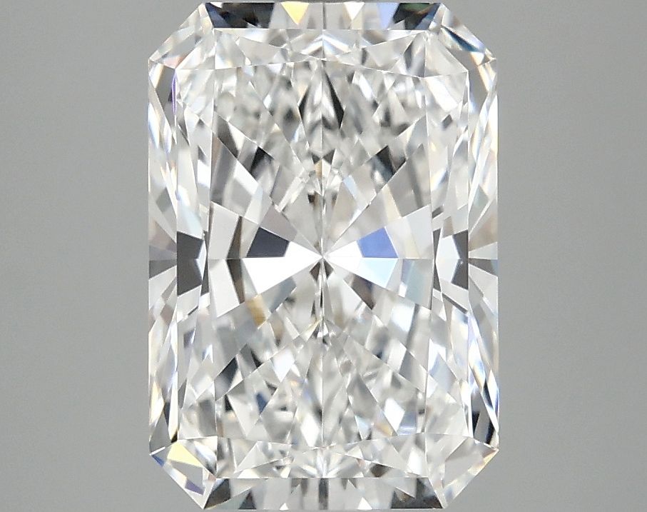 3.08 ct. radiant Lab Grown Diamond front image
