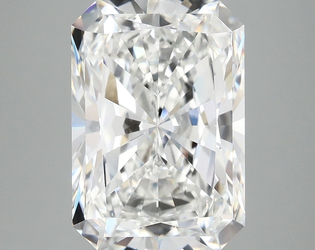5.07 ct. radiant Lab Grown Diamond front image