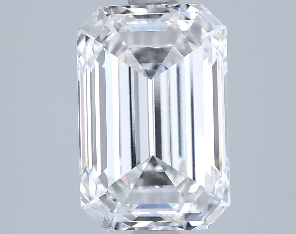 3.04 ct. emerald Lab Grown Diamond front image