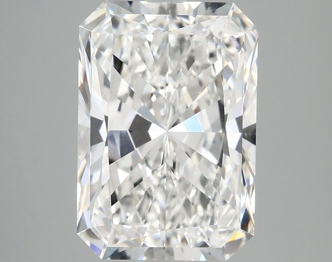 5.07 ct. radiant Lab Grown Diamond front image