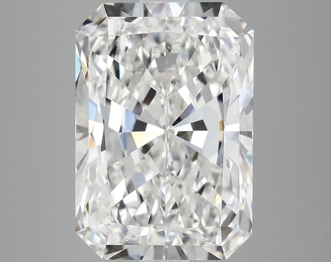 5.00 ct. radiant Lab Grown Diamond front image