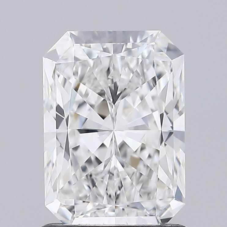 1.35 ct. radiant Lab Grown Diamond front image