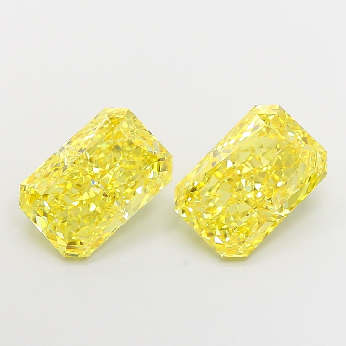3.20 ct. radiant Lab Grown Diamond front image
