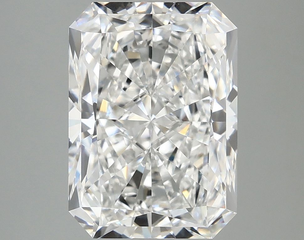 3.95 ct. radiant Lab Grown Diamond front image
