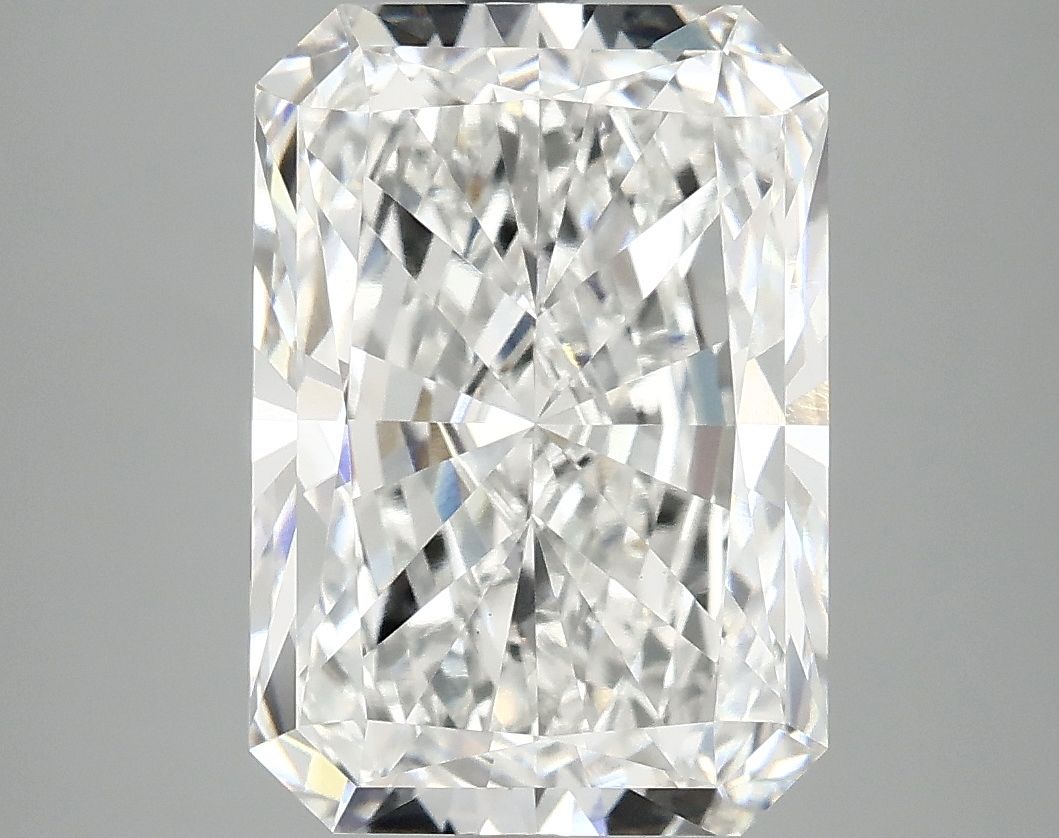 4.95 ct. radiant Lab Grown Diamond front image