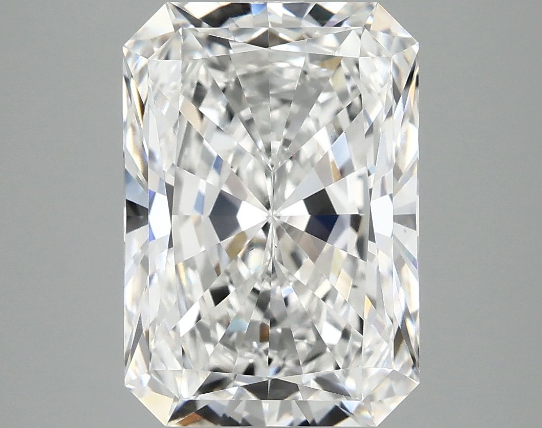 4.92 ct. radiant Lab Grown Diamond front image