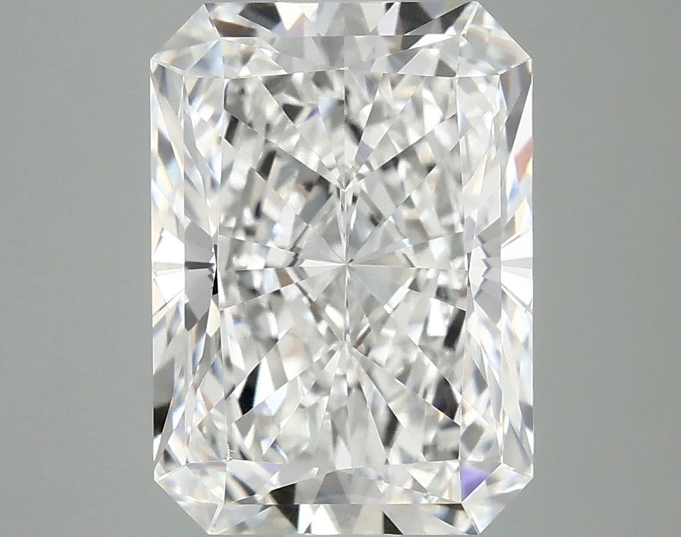 3.92 ct. radiant Lab Grown Diamond front image