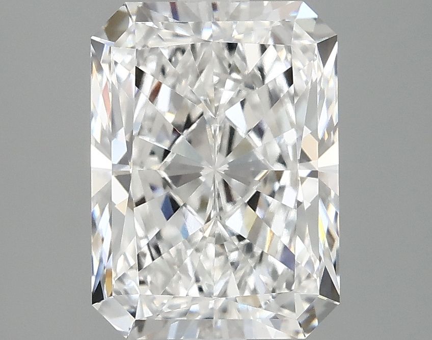 3.07 ct. radiant Lab Grown Diamond front image