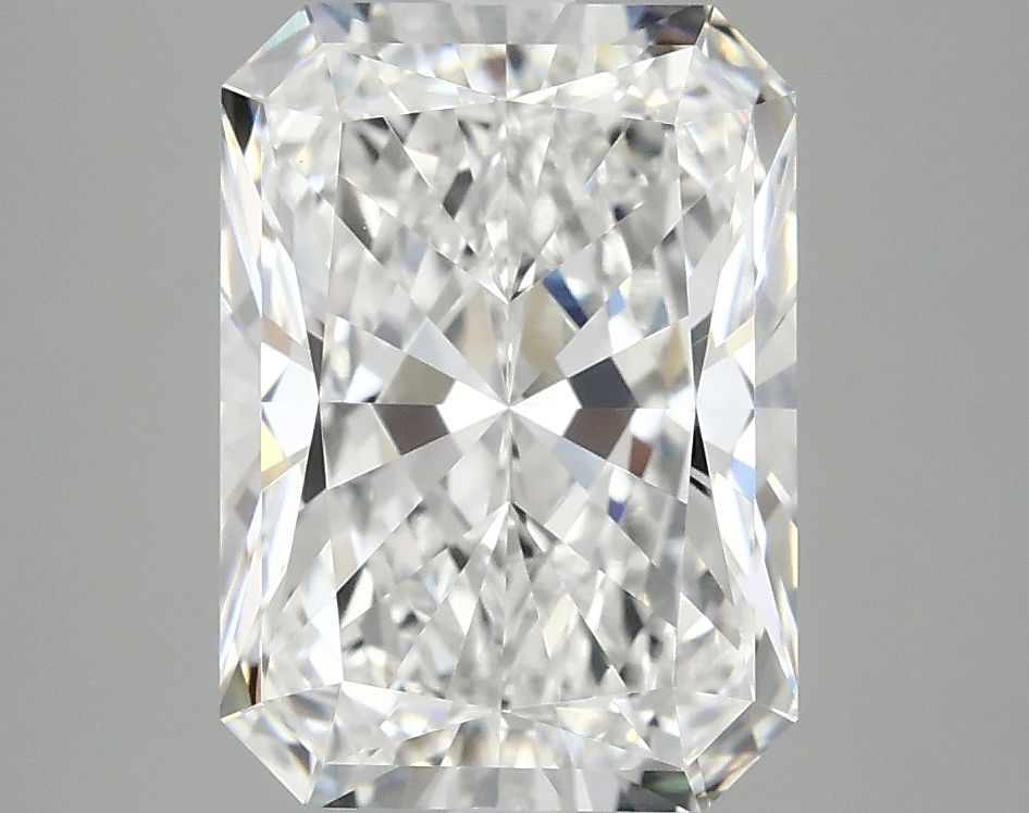 3.88 ct. radiant Lab Grown Diamond front image