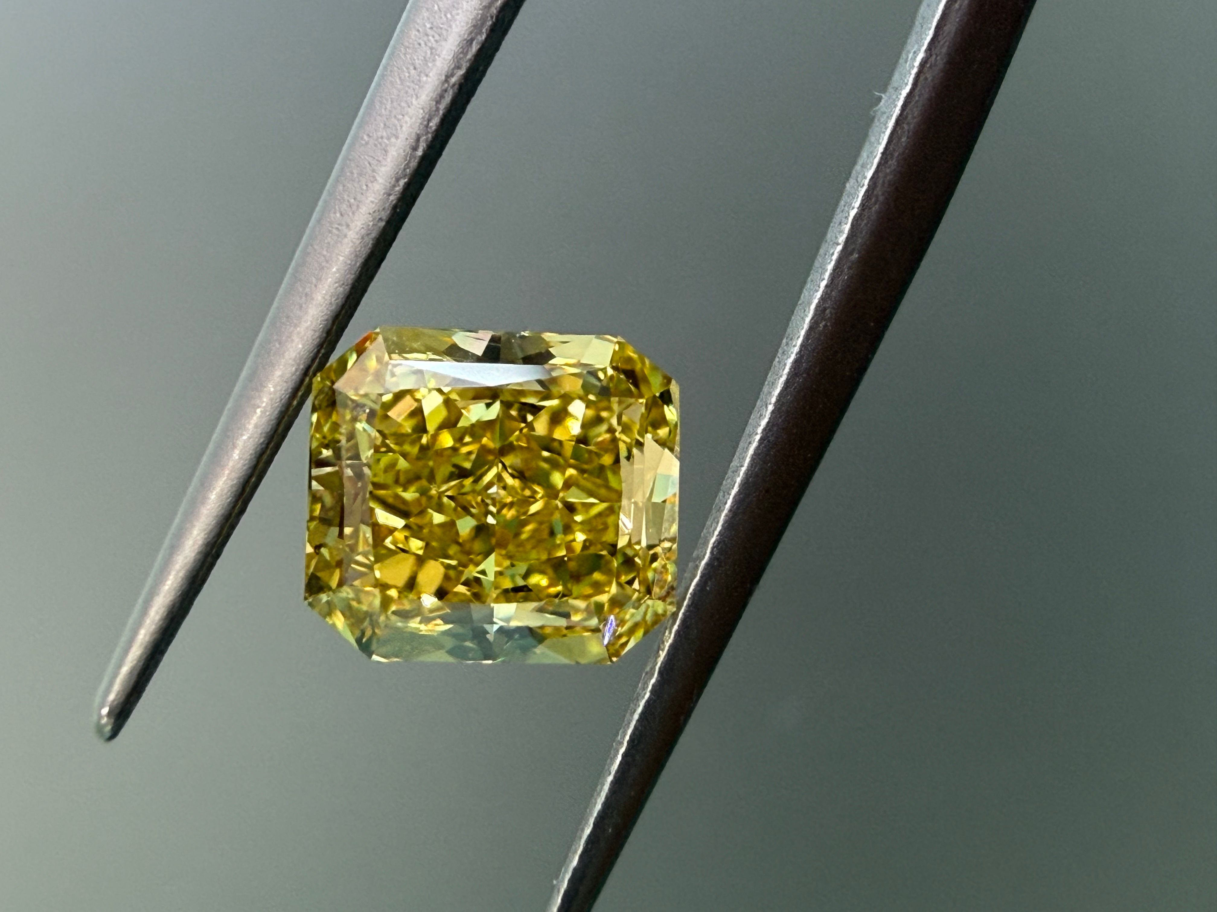 1.51 ct Radiant diamond