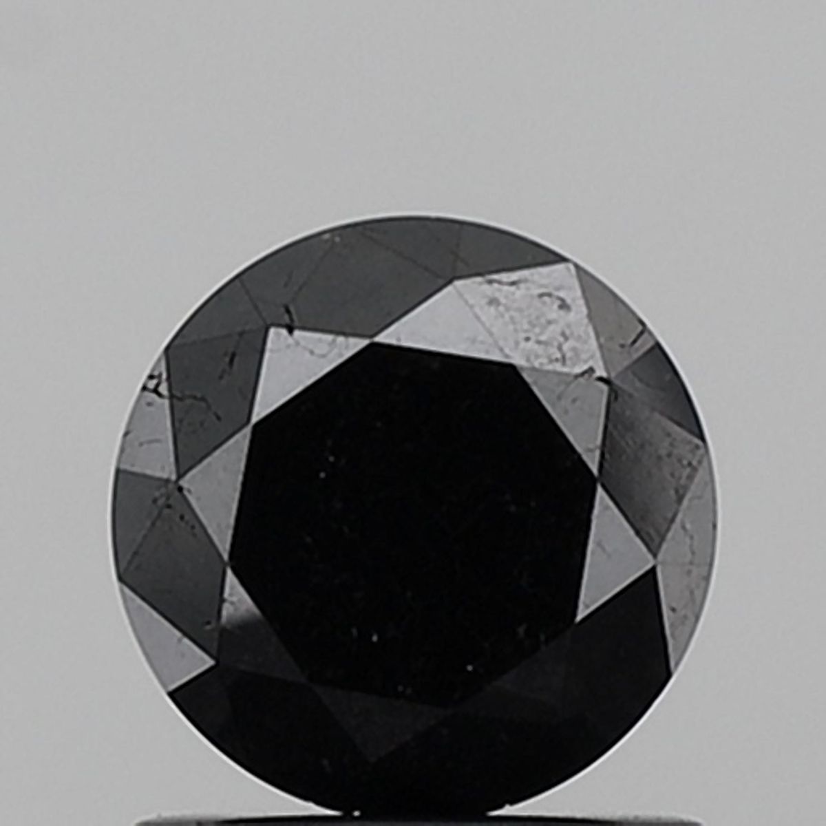 1.17 Carat Round Diamond Black VS1