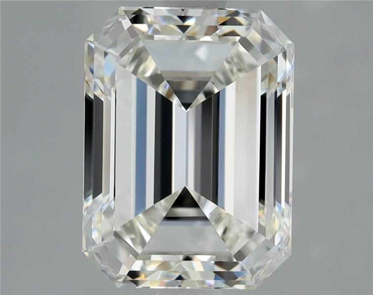 2.05 ct Emerald diamond