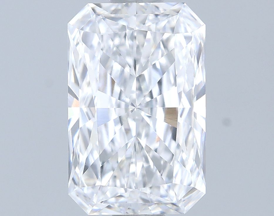 1.04 ct. radiant Lab Grown Diamond front image