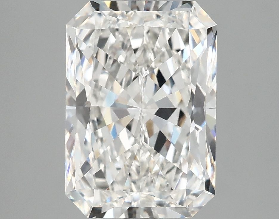 3.86 ct. radiant Lab Grown Diamond front image