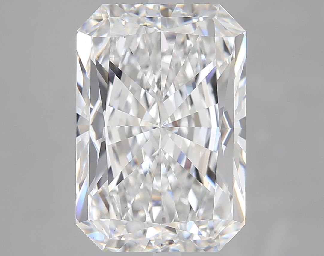 5.34 ct. radiant Lab Grown Diamond front image