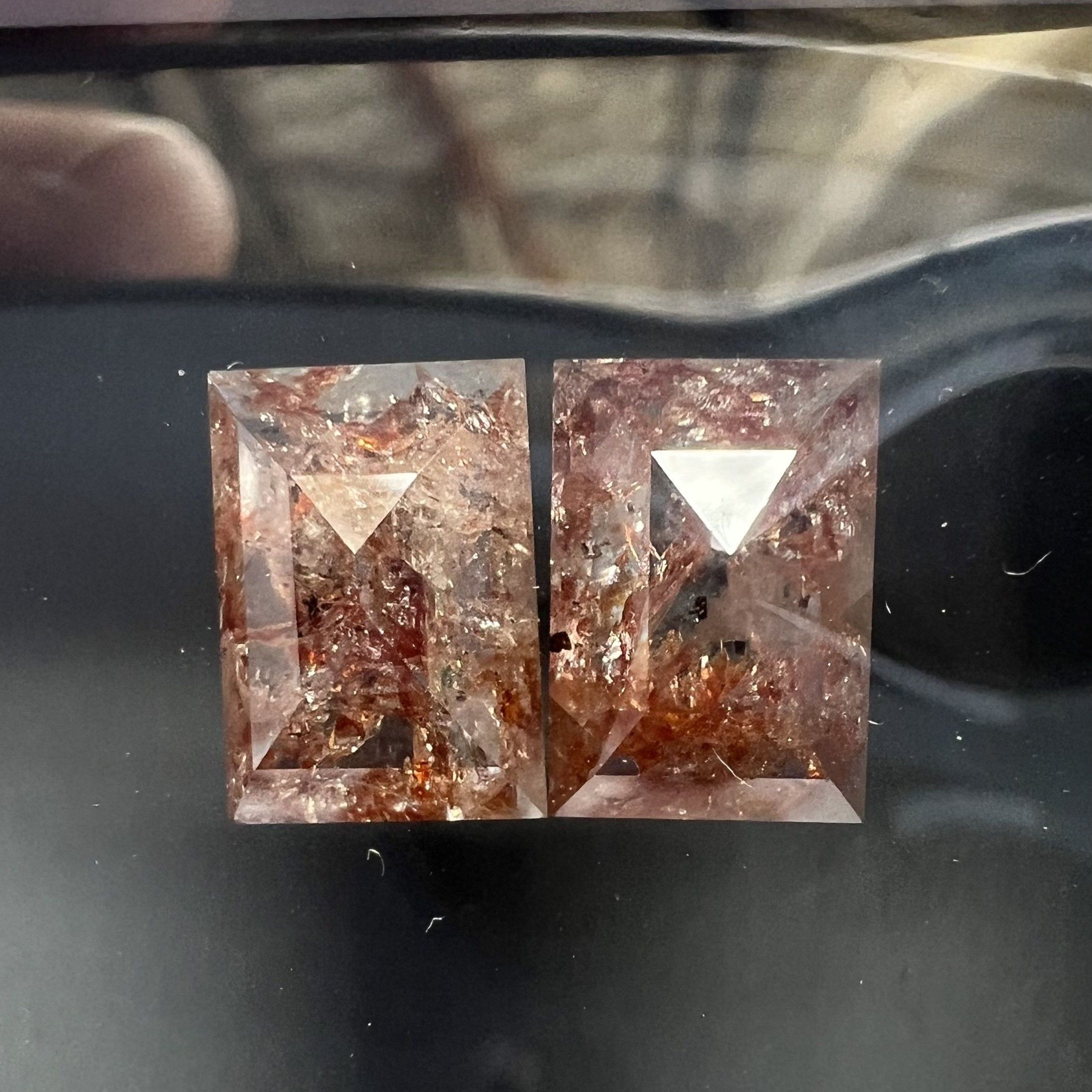 2.55ct Baguette RED I1